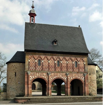 Antiquity and Innovation in Early Medieval Art