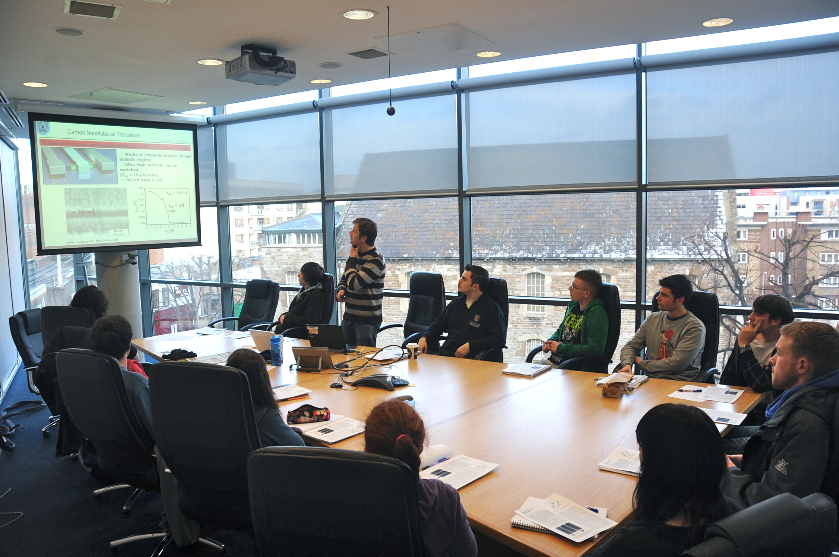 Students attending CRANN training session and presentation by Prof. Duesberg