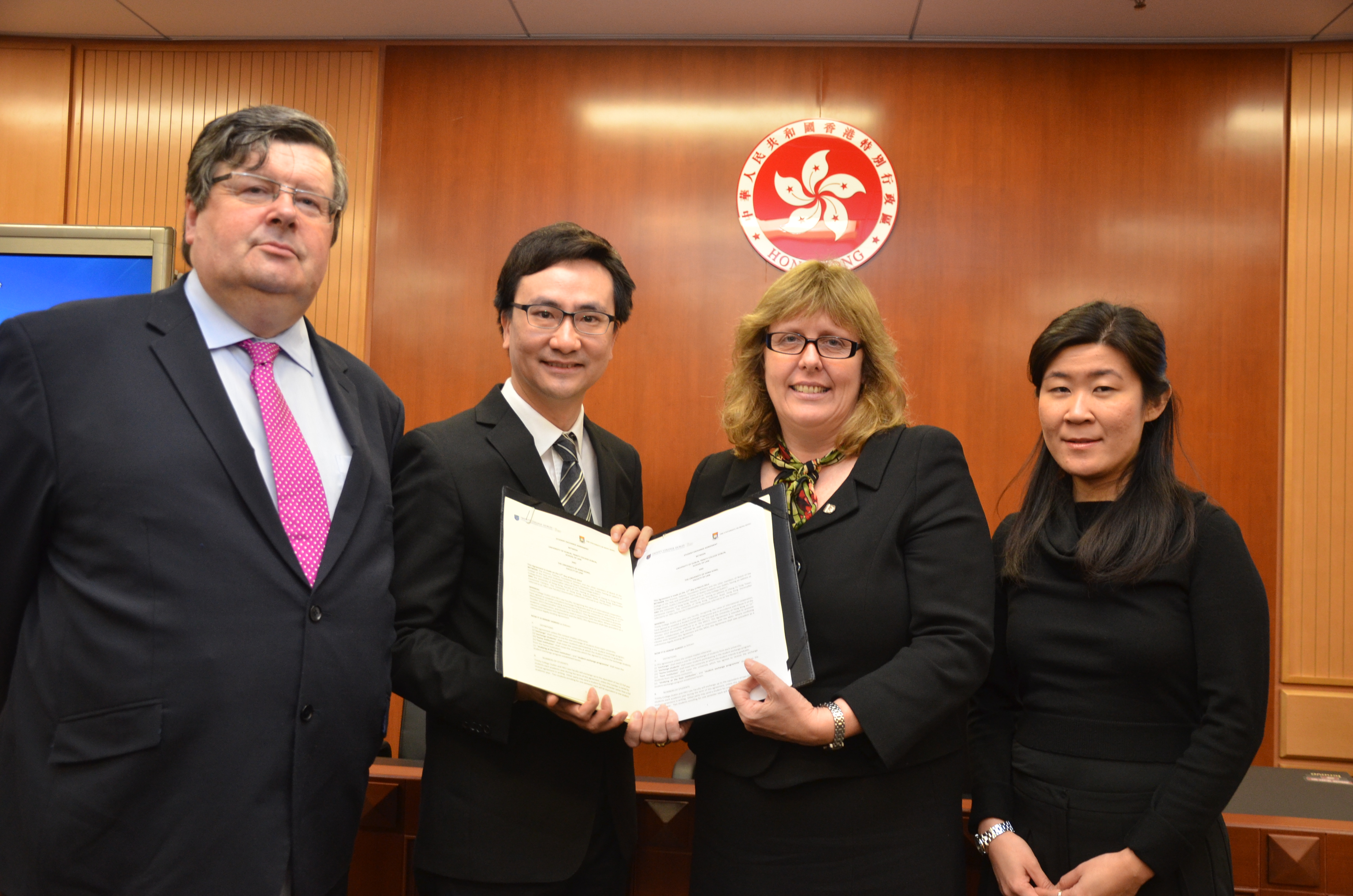signed student exchange agreement with HKU