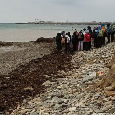 Kilmore Quay Robin Edwards discussing raised beaches