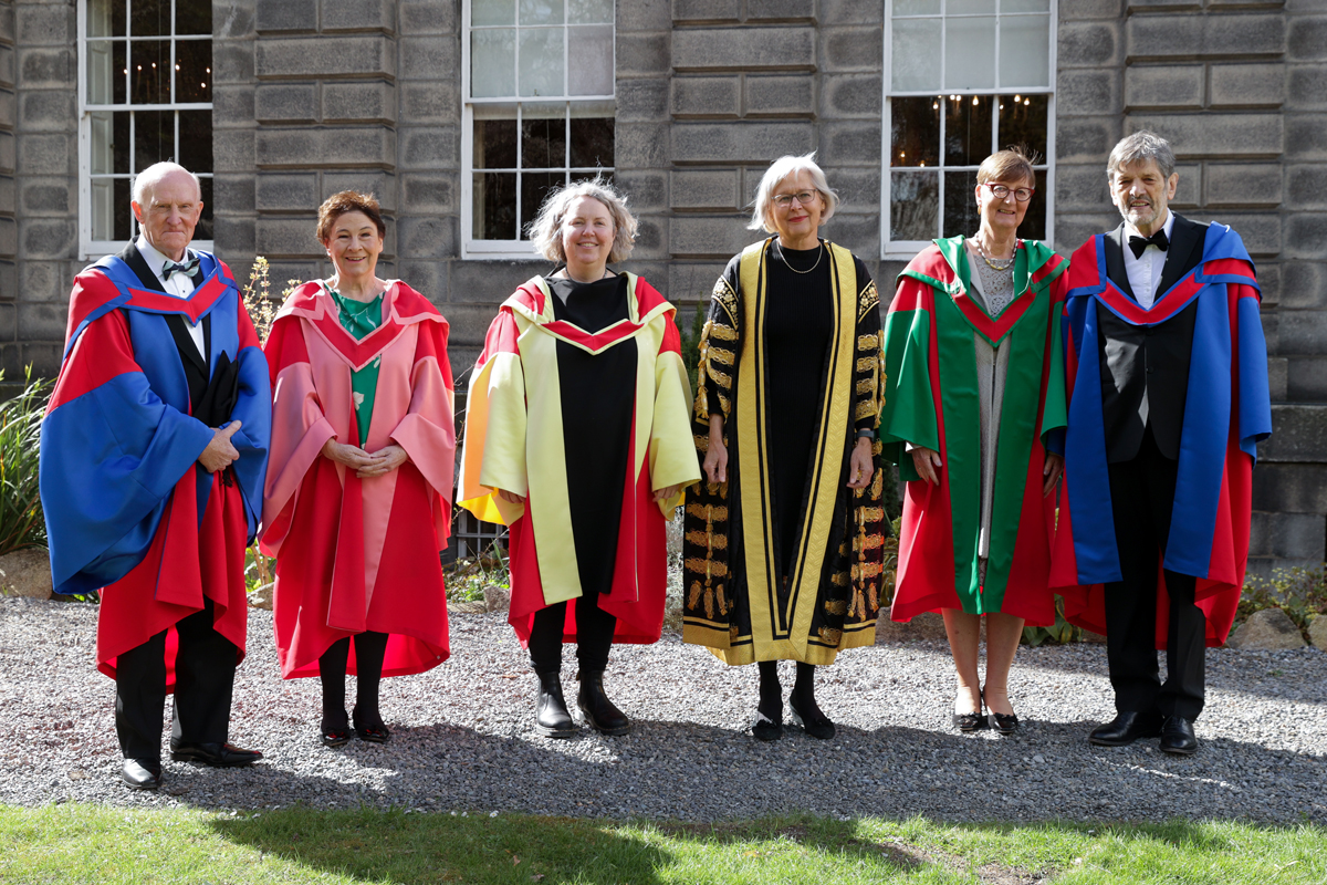 Terry Neill (Litt.D.), Yvonne Murphy (LL.D.), Provost and President Linda Doyle, Chancellor Mary Therese Winifred Robinson, Micheal O’Siadhail (Litt.D.).